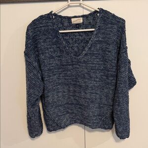 Universal Thread V neck Knit Sweater